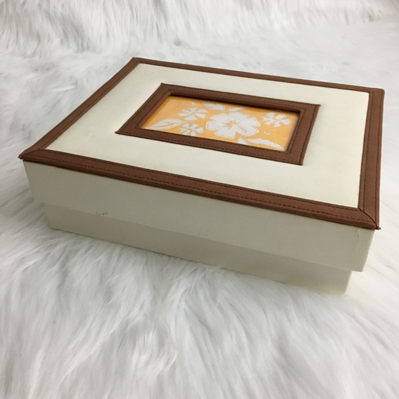 Victoria Secret | Photo Box - Picture 2 of 7